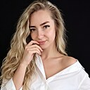 Знакомства: Настюша, 28 лет, Барановичи