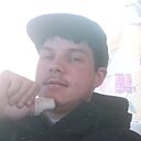 Знакомства: Данил, 21 год, Аксубаево
