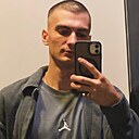 Знакомства: Глеб, 21 год, Макеевка