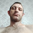 Знакомства: Максим, 37 лет, Новоалтайск