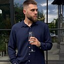 Знакомства: Максим, 30 лет, Химки