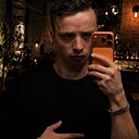 Знакомства: Евгений, 28 лет, Москва