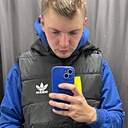 Знакомства: Кирилл, 23 года, Сургут