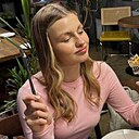 Знакомства: Настя, 22 года, Подольск