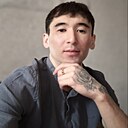Знакомства: Радк, 27 лет, Гай