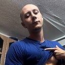 Знакомства: Рома, 27 лет, Казань