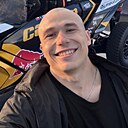 Знакомства: Виктор, 28 лет, Бийск