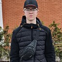 Знакомства: Денис, 22 года, Брянск