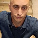 Знакомства: Виктор, 31 год, Амвросиевка