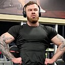 Знакомства: Юра, 35 лет, Таганрог