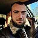 Знакомства: Артем, 35 лет, Благодарный