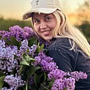 Знакомства: Виктория, 28 лет, Шахты