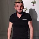 Знакомства: Гарик, 34 года, Брянск