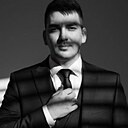 Знакомства: Дмитрий, 29 лет, Мариуполь