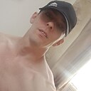 Знакомства: Александр, 33 года, Уссурийск