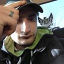 Знакомства: Денис, 23 года, Макеевка