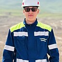 Знакомства: Руслан, 26 лет, Алмалык