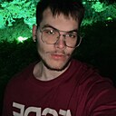 Знакомства: Viktor, 18 лет, Асбест