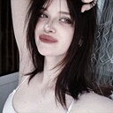Знакомства: Полина, 18 лет, Санкт-Петербург