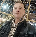 Знакомства: Андрей, 32 года, Ялта