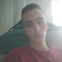 Знакомства: Артем, 24 года, Новогрудок