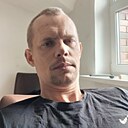 Знакомства: Виталий, 34 года, Псков