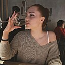 Знакомства: Яна, 21 год, Магнитогорск