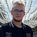 Знакомства: Кирилл, 24 года, Курган