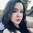Знакомства: Валерия, 22 года, Глазов