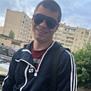 Знакомства: Виктор, 28 лет, Саров