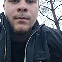 Знакомства: Данил, 22 года, Рудный