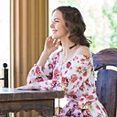 Знакомства: Алина, 25 лет, Санкт-Петербург
