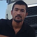 Знакомства: Артём, 31 год, Ульяновск