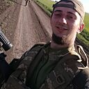 Знакомства: Игнат, 27 лет, Васильковка