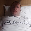Знакомства: Артур, 35 лет, Круглое
