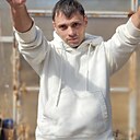 Знакомства: Виктор, 37 лет, Усолье-Сибирское