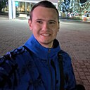 Знакомства: Дмитрий, 21 год, Курган