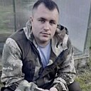 Знакомства: Анатолий, 33 года, Междуреченский
