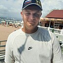 Знакомства: Денис, 27 лет, Короча