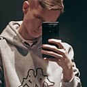 Знакомства: Виталий, 20 лет, Екатеринбург