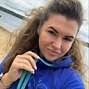 Знакомства: Полина, 33 года, Санкт-Петербург