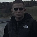 Знакомства: Назар, 24 года, Волковыск