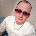 Знакомства: Евгений, 30 лет, Петухово
