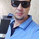 Знакомства: Артём, 34 года, Ульяновск