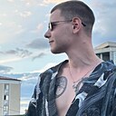 Знакомства: Даниил, 23 года, Курган