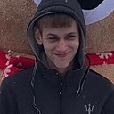 Знакомства: Данил, 21 год, Белово