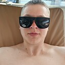 Знакомства: Денис, 21 год, Верхотурье