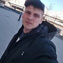 Знакомства: Максим, 31 год, Керчь