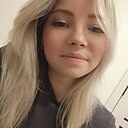 Знакомства: Ксения, 24 года, Ижевск