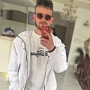 Знакомства: Саша, 29 лет, Познань